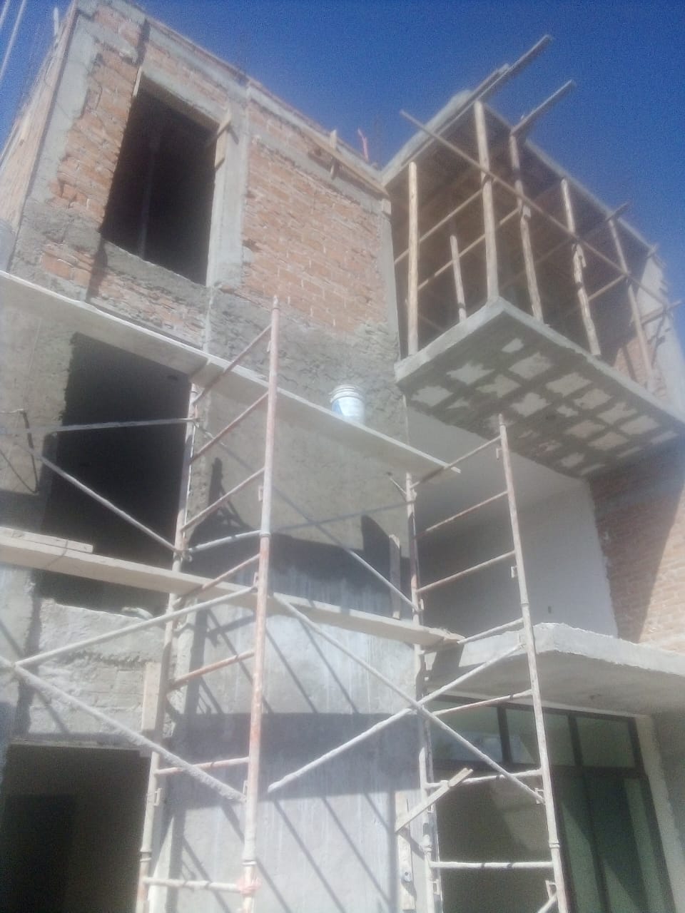 Trabajo de enjarres y acabados finos